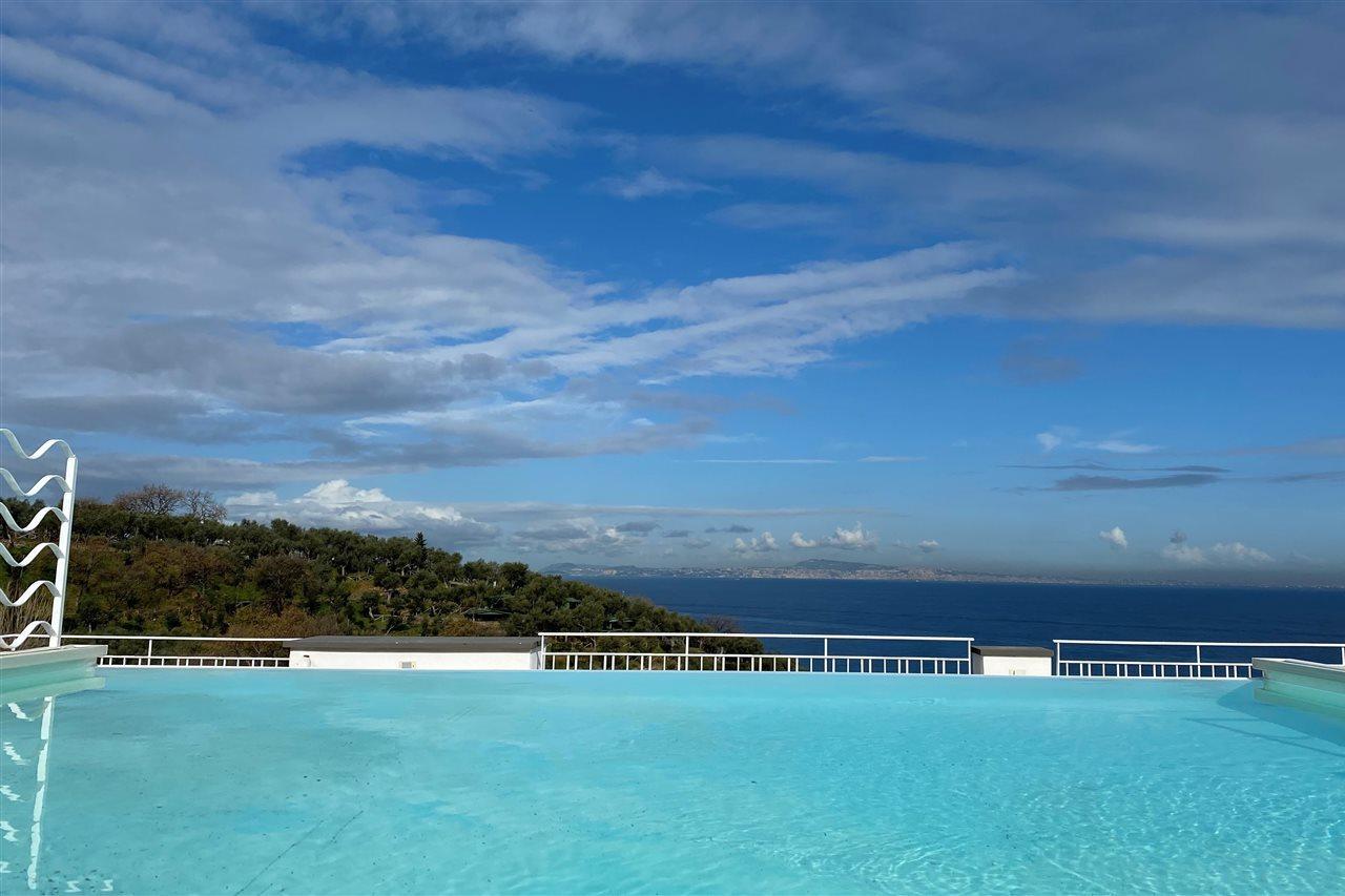 Boutique Hotel Helios (Adults Only) Сорренто Экстерьер фото